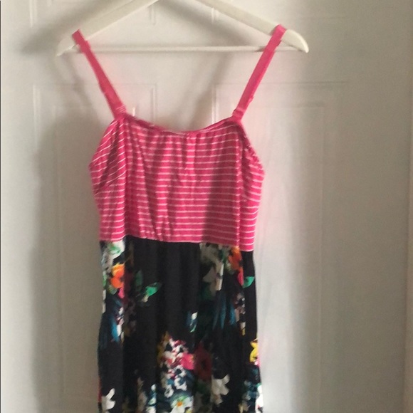 Dress - Picture 1 of 1